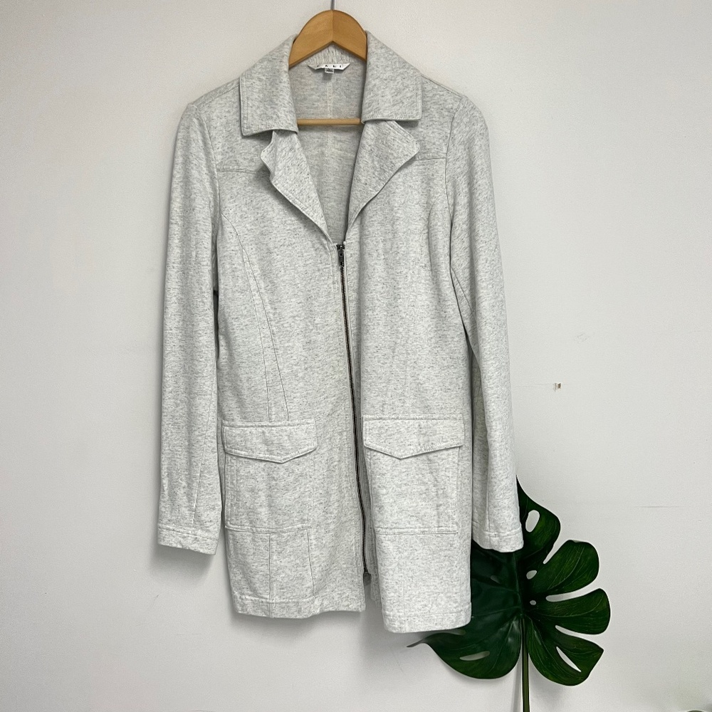 cabi sweater jacket style 210 Size L - Picture 2 of 6